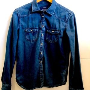 Denim shirt